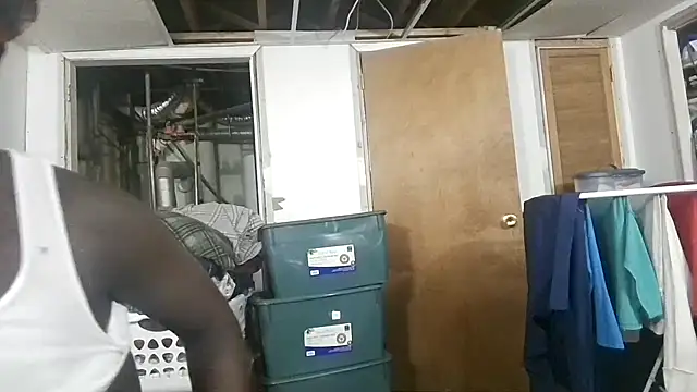 Snapshot of you_like_my_chocolate101 chatting on October 11, 2025, 4:13 am you like my chocolate101 online show from October 11, 2025, 4:13 am