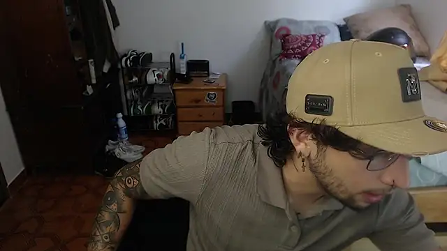 Dereck Dickson online show from October 2, 2025, 5:05 pm