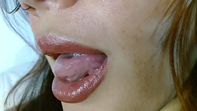 Snapshot of miss_evoleth2 chatting on October 10, 2025, 8:20 pm miss evoleth2 online show from October 10, 2025, 8:20 pm