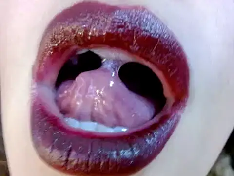 Snapshot of miss_evoleth2 chatting on September 11, 2025, 3:45 pm miss evoleth2 online show from September 11, 2025, 3:45 pm