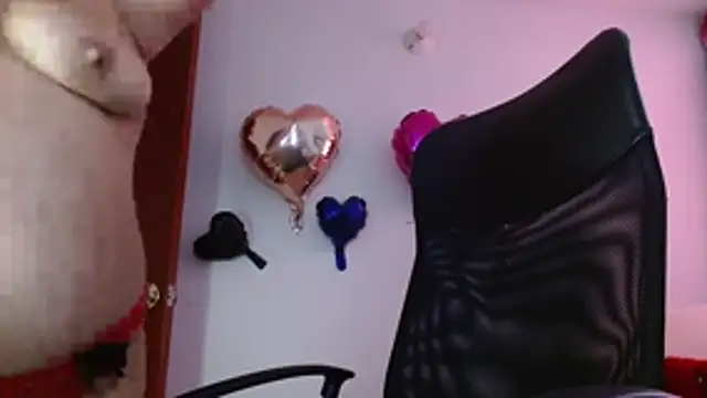 Snapshot of miss_evoleth2 chatting on October 14, 2025, 3:12 pm miss evoleth2 online show from October 14, 2025, 3:12 pm