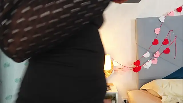 AshiaEkta1 online show from February 18, 2026, 5:16 am