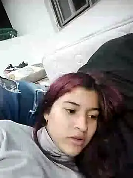 nicholasandcilia online show from December 13, 2024, 2:21 am