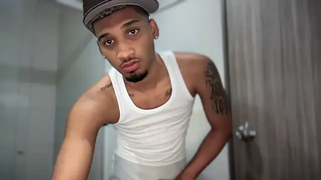 Snapshot of michael_jordanx chatting on March 16, 2025, 3:17 pm michael jordanx online show from March 16, 2025, 3:17 pm