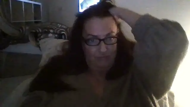 Tillieuk online show from December 4, 2025, 10:20 pm