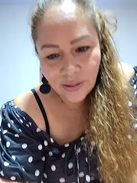 Snapshot of SluttyMilf79 chatting on June 21, 2026, 8:42 am SluttyMilf79 online show from June 21, 2026, 8:42 am