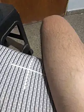 Jupiter2233 online show from October 22, 2025, 7:41 am