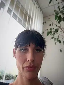 Kamila151 online show from September 24, 2025, 12:44 pm