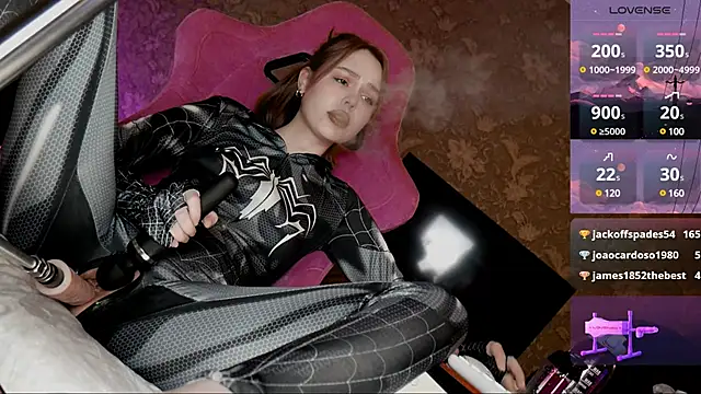 viamoon online show from February 2, 2025, 1:30 pm