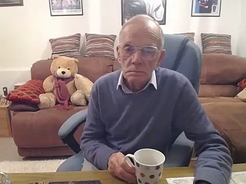 Ferret7777 online show from November 18, 2025, 3:26 pm