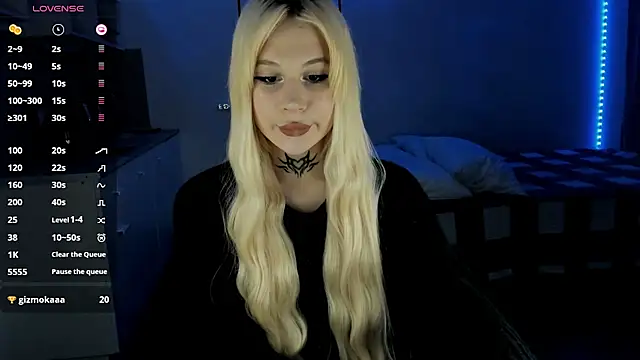 Snapshot of Eva_Moorie chatting on February 20, 2025, 10:26 pm Eva Moorie online show from February 20, 2025, 10:26 pm