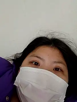 hello098712 online show from November 29, 2025, 7:52 am