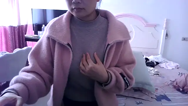 CN-Xiaoxi online show from September 28, 2025, 3:35 am