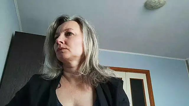 EdithManning online show from March 12, 2026, 5:55 am