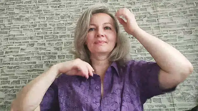 EdithManning online show from September 26, 2025, 5:25 am