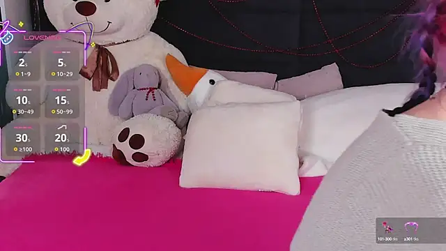 MiaKarlos online show from October 5, 2025, 1:29 am