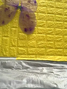 abyusif101099 online show from November 30, 2025, 7:53 am