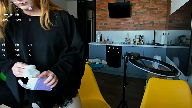 princessaalicc online show from February 7, 2025, 9:26 am