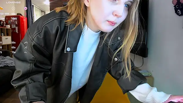 princessaalicc online show from February 5, 2025, 11:55 am