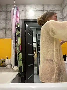 princessaalicc online show from December 4, 2024, 7:44 am