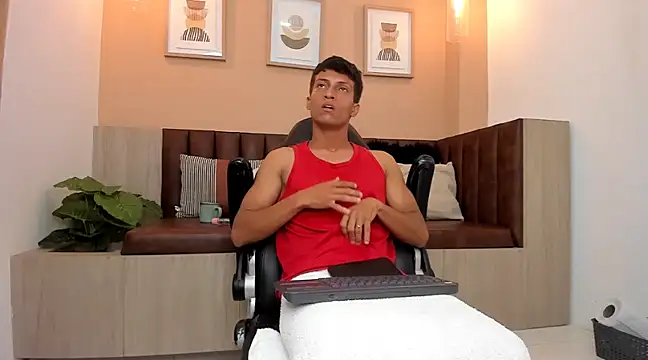 wolf james123 online show from January 31, 2025, 2:28 pm