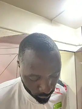 Blakishie online show from February 9, 2025, 6:37 pm