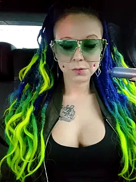 EdgesOfReality online show from November 4, 2025, 7:23 am