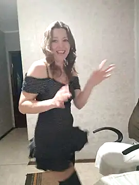 VselenaSun402 online show from March 6, 2025, 4:49 pm