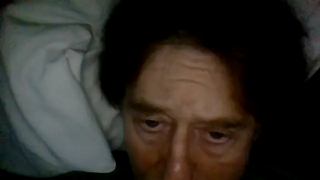 Snapshot of frankie7inch chatting on May 16, 2026, 6:34 am frankie7inch online show from May 16, 2026, 6:34 am