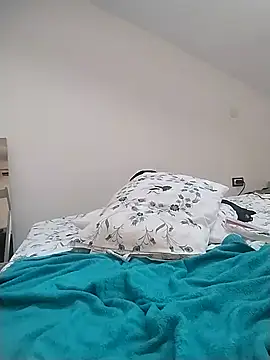 Mila Lovi online show from February 12, 2025, 3:05 pm