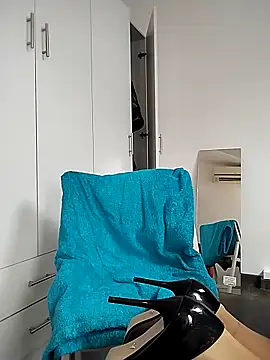 Mila Lovi online show from March 2, 2025, 9:43 am