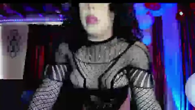 Snapshot of linda_zaam83866 chatting on May 22, 2026, 2:15 pm linda zaam83866 online show from May 22, 2026, 2:15 pm