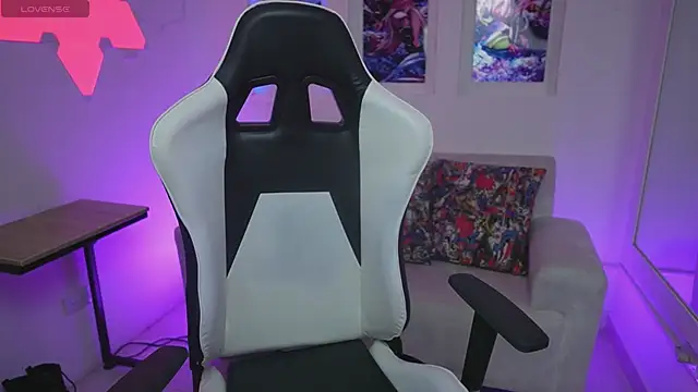 CattleyaScaly online show from September 27, 2025, 7:31 pm