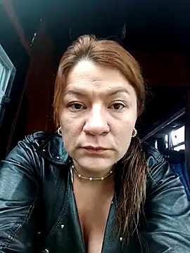 Snapshot of Skylar-Vox- chatting on March 17, 2025, 1:29 pm Skylar-Vox- online show from March 17, 2025, 1:29 pm