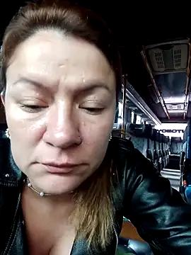 Snapshot of Skylar-Vox- chatting on March 17, 2025, 4:33 pm Skylar-Vox- online show from March 17, 2025, 4:33 pm