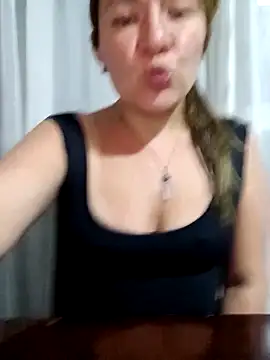 Snapshot of Skylar-Vox- chatting on October 30, 2025, 1:59 am Skylar-Vox- online show from October 30, 2025, 1:59 am