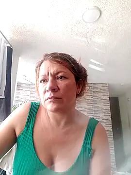 Snapshot of Skylar-Vox- chatting on November 18, 2025, 6:00 pm Skylar-Vox- online show from November 18, 2025, 6:00 pm