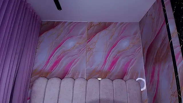 mia stanfort online show from March 22, 2026, 7:15 pm