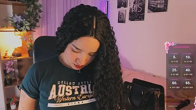 emilyrouxe online show from October 4, 2025, 2:29 pm