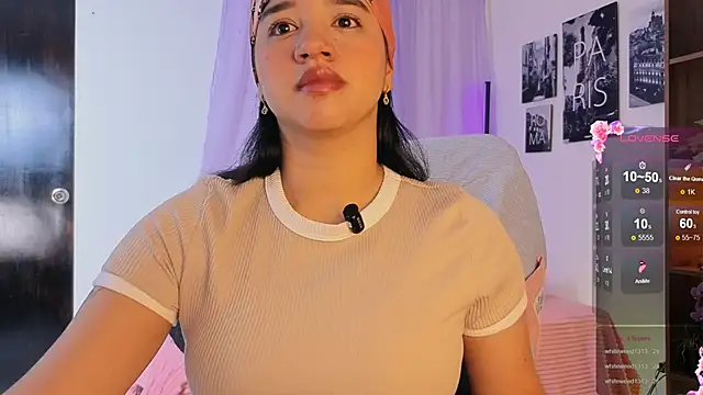 emilyrouxe online show from October 12, 2025, 3:24 pm