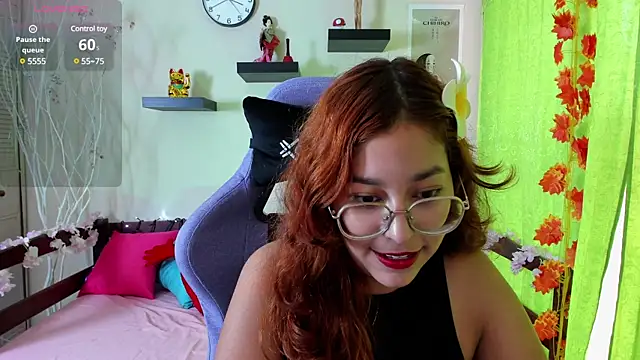  Moon Johnson online show from February 10, 2025, 8:42 pm