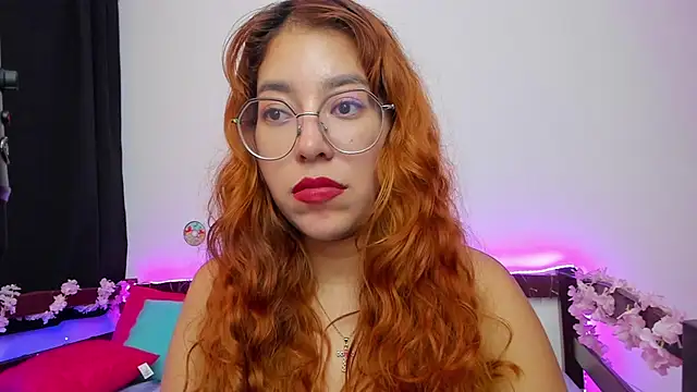  Moon Johnson online show from September 16, 2025, 4:02 am