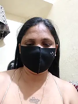 Snapshot of Neha8923 chatting on May 19, 2026, 4:58 pm Neha8923 online show from May 19, 2026, 4:58 pm