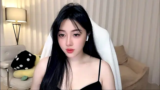 Snapshot of K-moumou chatting on May 5, 2026, 3:59 pm K-moumou online show from May 5, 2026, 3:59 pm