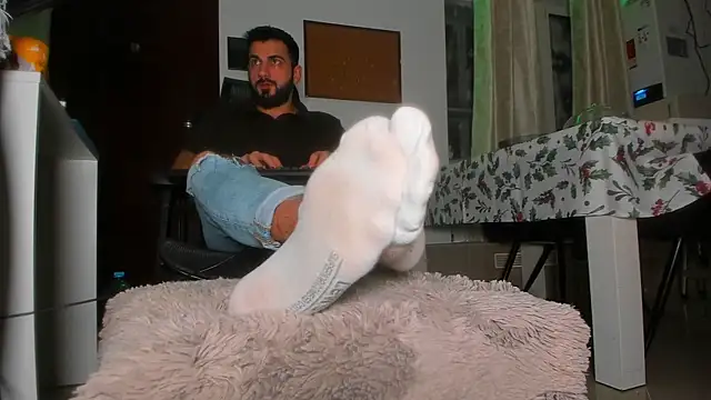 welcometo hell online show from November 30, 2025, 2:23 am