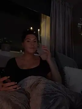 eemsii online show from January 4, 2025, 10:13 pm