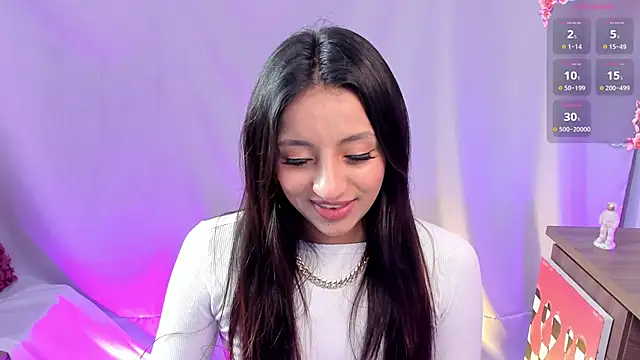 Snapshot of adelarangel chatting on February 5, 2025, 11:28 pm adelarangel online show from February 5, 2025, 11:28 pm