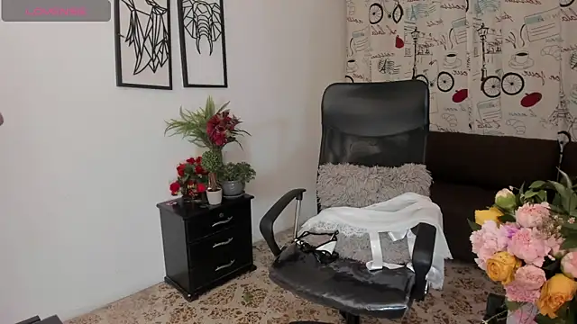 Snapshot of Danielacossio chatting on September 18, 2025, 4:04 am Danielacossio online show from September 18, 2025, 4:04 am