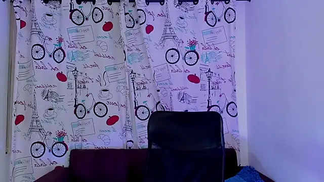 Snapshot of Danielacossio chatting on November 8, 2025, 2:15 am Danielacossio online show from November 8, 2025, 2:15 am