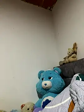 Snapshot of Annie9_ chatting on October 14, 2025, 3:29 am Annie9 online show from October 14, 2025, 3:29 am